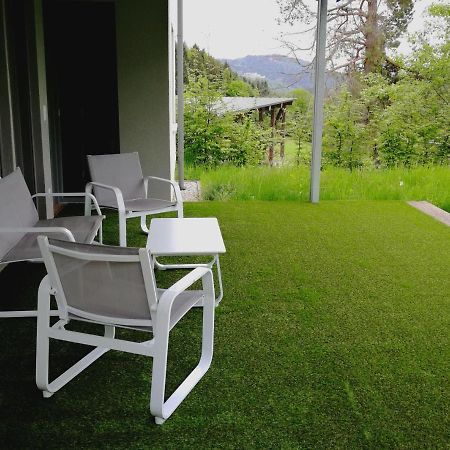 Haus Mit Traumhaften Ausblick Villach Esterno foto