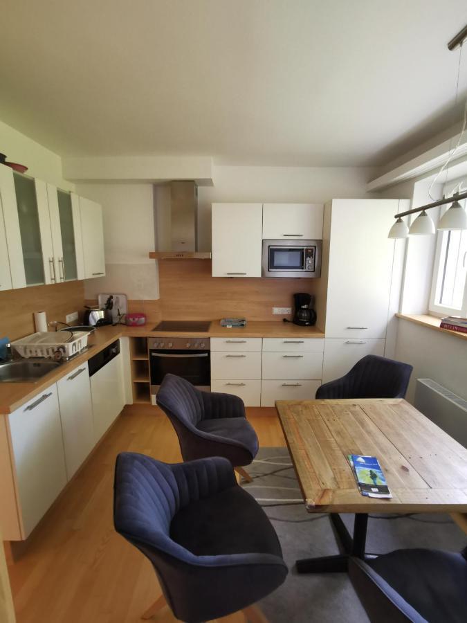 Haus Mit Traumhaften Ausblick Villach Esterno foto