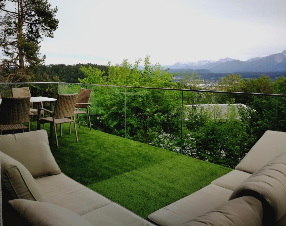 Haus Mit Traumhaften Ausblick Villach Esterno foto